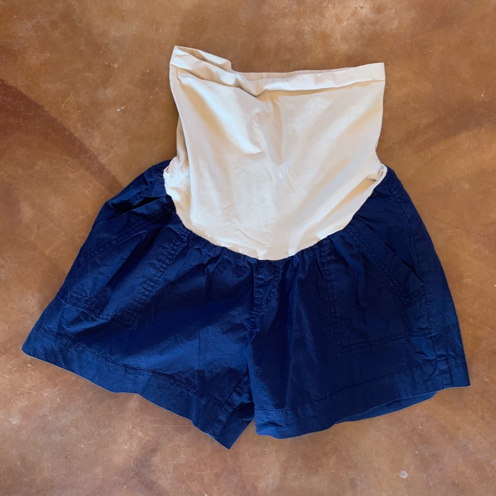 Motherhood maternity GUC shorts navy color size medium
